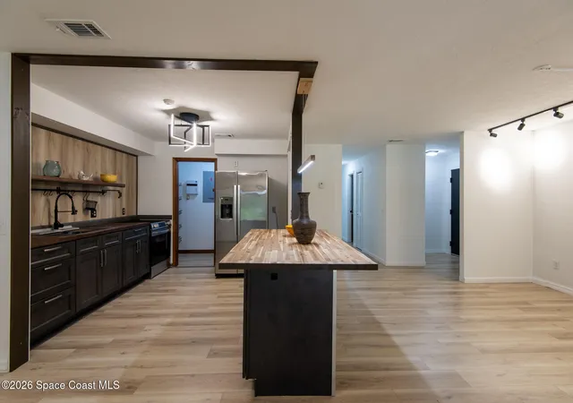4th image of 9000 Manchester Ln #20f, Melbourne, FL 32904 | MLS# 1073436