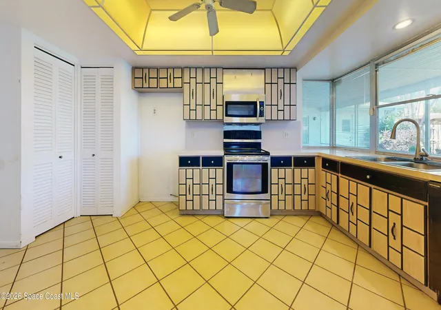 Photo 3 of Single family home for sale at 3509 Hilltop Ln, Cocoa, FL 32926 | MLS# 1075244 | Listing updated on 2026-09-08