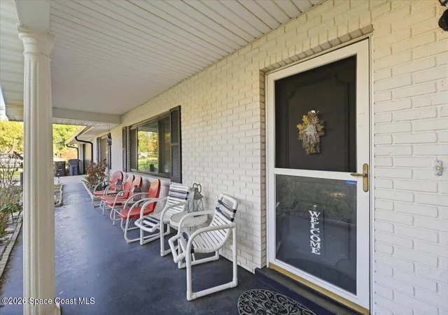 5th image of 236 W Lake Ina Dr, Winter Haven, FL 33881 | MLS# 1073504