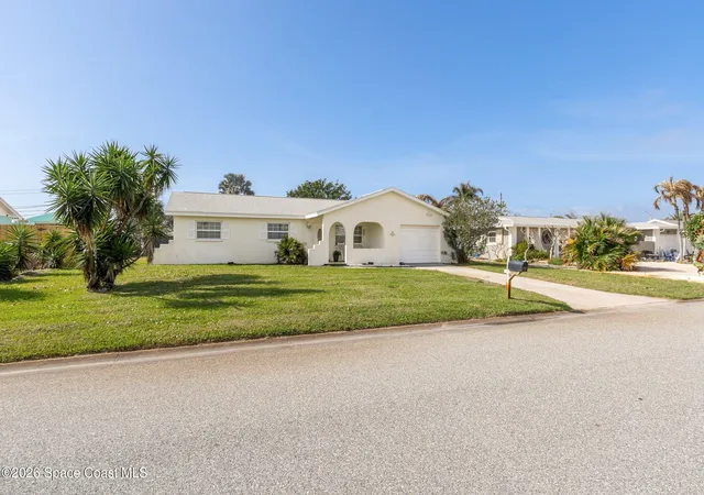 3rd image of 451 Sea Horse Ave, Indialantic, FL 32903 | MLS# 1073555