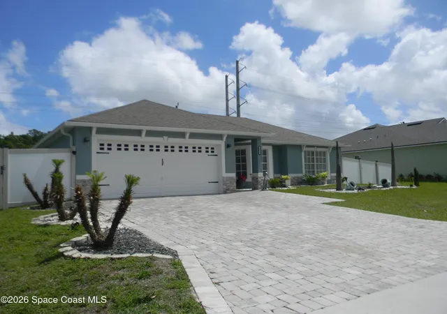 Photo 3 of Single family home for sale at 1619 Glencove Ave Nw, Palm Bay, FL 32907 | MLS# 1074103 | Listing updated on 2026-07-09