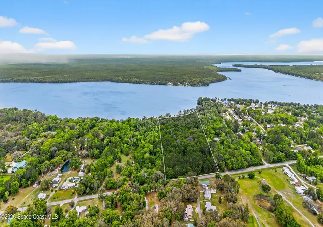 1st image of 1239,41,43 County Road 309, Crescent City, FL 32112 | MLS# 1074787