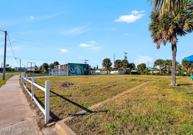 4th image of 310 N Atlantic Ave, Cocoa Beach, FL 32931 | MLS# 1073921