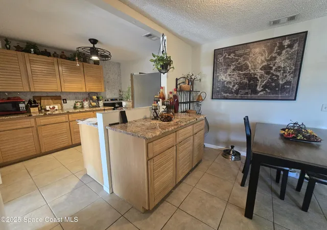 Photo 4 of Sale Pending at 620 Ridge Clb Dr #88, Melbourne, FL 32934 | MLS# 1074093 | Listing updated on 2026-09-18