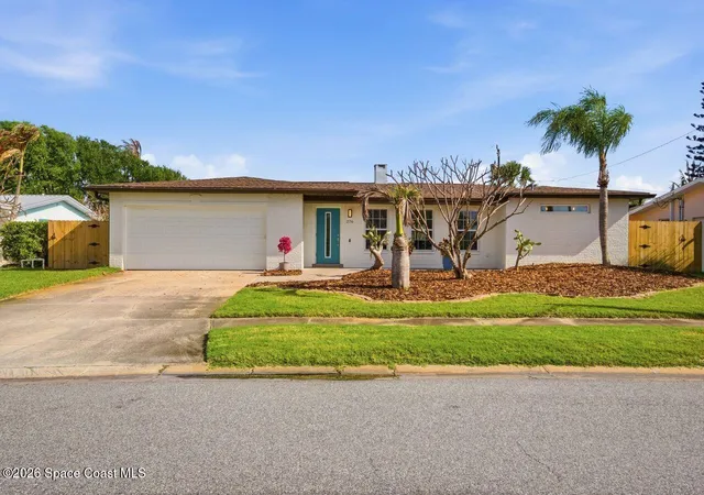 1st image of 276 Lynn Ave, Satellite Beach, FL 32937 | MLS# 1074485