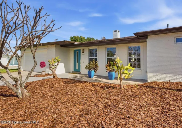 2nd image of 276 Lynn Ave, Satellite Beach, FL 32937 | MLS# 1074485