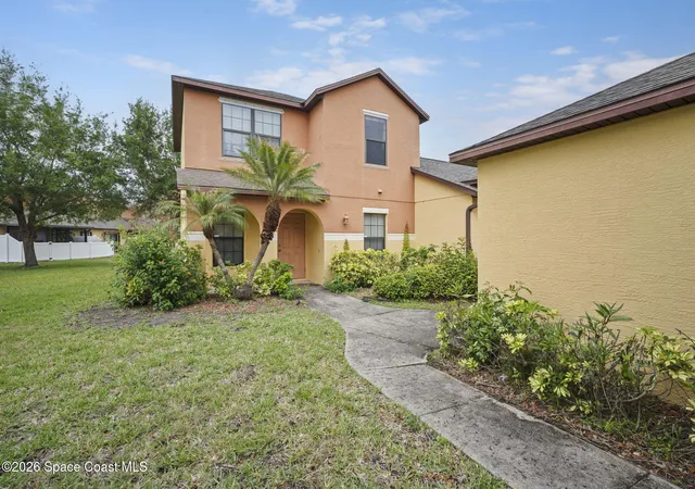 Photo 4 of Townhouse for sale at 4555 Radiant Way #103, Melbourne, FL 32901 | MLS# 1074272 | Listing updated on 2026-05-08