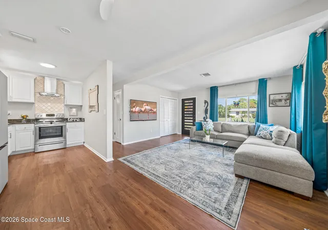 Photo 3 of Sale Pending at 209 Orchid Blvd, Melbourne, FL 32901 | MLS# 1074288 | Listing updated on 2026-06-23