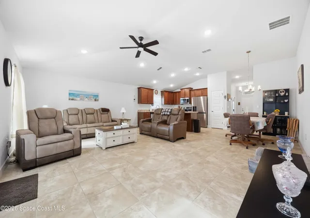 Homes for sale in Winter Haven, FL | 256 Krenson Bay Loop, Winter Haven, FL 33881 | MLS# 1075052