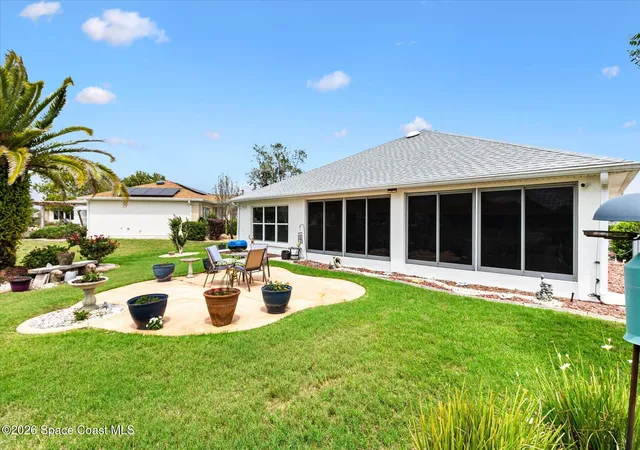 Photo 2 of Sale Pending at 13524 Se 87th Circle, Summerfield, FL 34491 | MLS# 1074470 | Listing updated on 2026-07-31