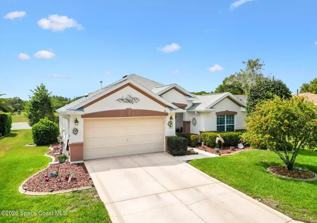 Photo 3 of Sale Pending at 13524 SE 87th Circle, Summerfield, FL 34491 | MLS# 1074470 | Listing updated on 2026-07-31