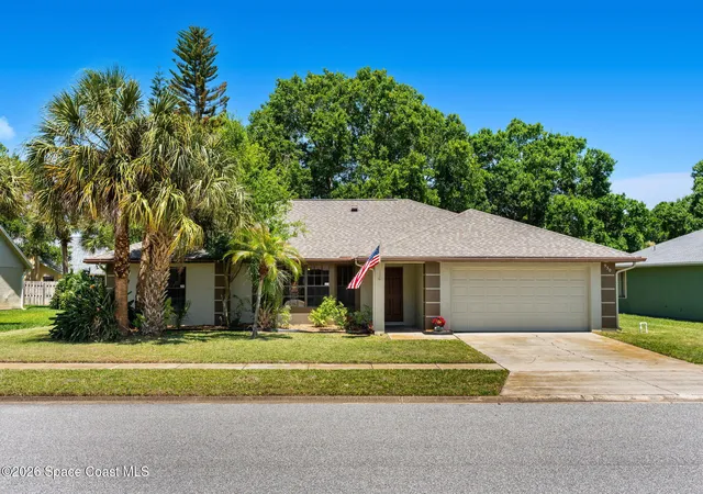 Photo 1 of Sale Pending at 950 Whisperpine Dr, Melbourne, FL 32901 | MLS# 1074789 | Listing updated on 2026-09-13