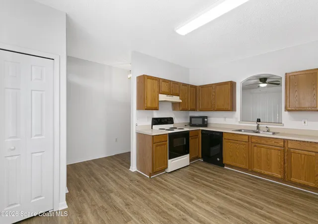 Photo 3 of Single family home for sale at 855 Sandhurst Ct, Titusville, FL 32780 | MLS# 1074709 | Listing updated on 2026-08-20