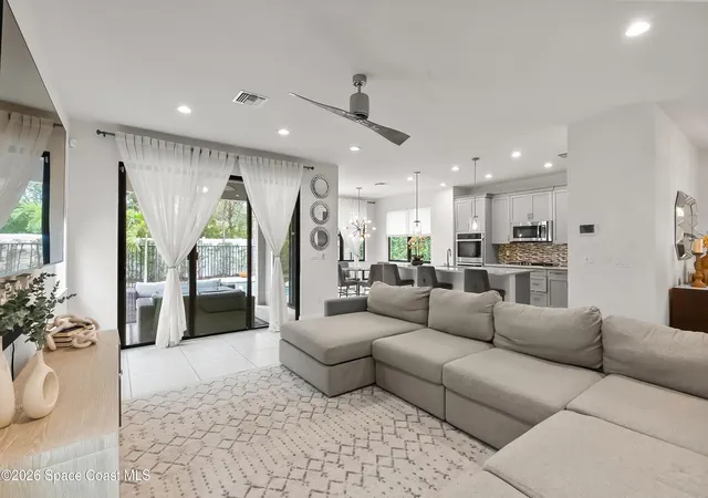 Homes for sale in Lake Worth, FL | 7241 Stella Ln, Lake Worth, FL 33463 | MLS# 1074769