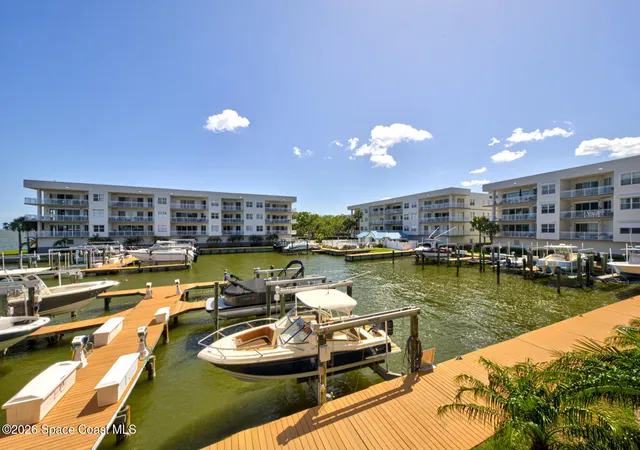 Homes for sale in Merritt Island, FL | 540 S Banana River Dr #105, Merritt Island, FL 32952 | MLS# 1074681
