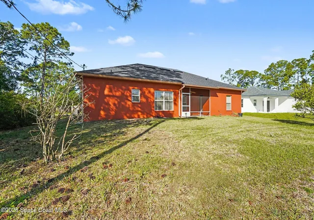 Photo 4 of Single family home for sale at 3061 Eldron Blvd SE, Palm Bay, FL 32909 | MLS# 1074993 | Listing updated on 2026-09-09
