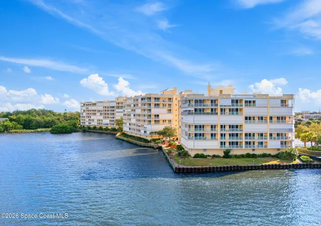 2nd image of 134 Starboard Ln, Merritt Island, FL 32953