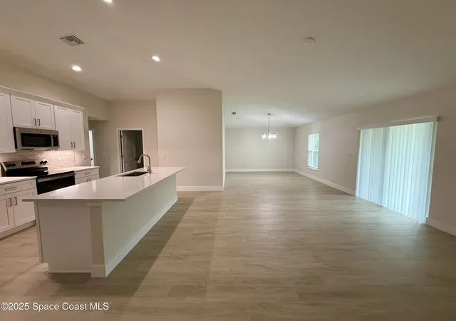 Photo 3 of Sale Pending at 581 Toynbee Rd SW, Palm Bay, FL 32908 | MLS# 1075255 | Listing updated on 2026-05-09