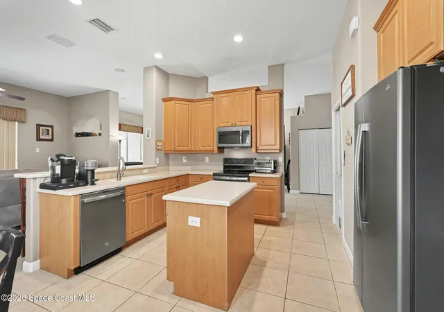 Photo 4 of Sale Pending at 348 Gardendale Cir SE, Palm Bay, FL 32909 | MLS# 1075692 | Listing updated on 2026-09-15