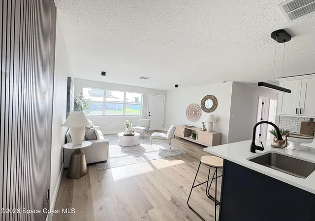 4th image of 520 Buckingham Ave, Melbourne, FL 32935 | MLS# 1075655