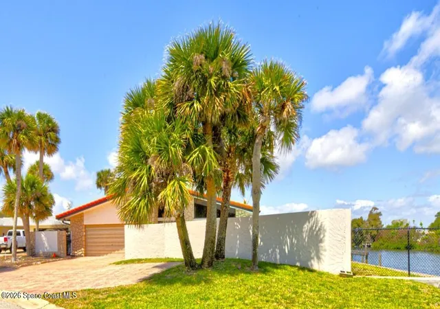 Photo 2 of Single family home for sale at 200 Rose Dr, Cocoa Beach, FL 32931 | MLS# 1075818 | Listing updated on 2026-09-18