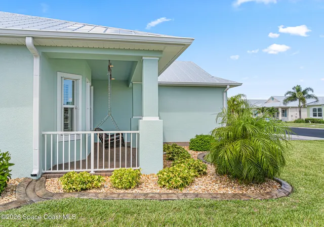 Photo 4 of Single family home for sale at 415 Lorelei Ave, Melbourne, FL 32901 | MLS# 1075530 | Listing updated on 2026-04-24