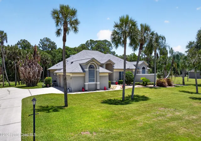 3rd image of 900 Bluegrass Ln, Rockledge, FL 32955 | MLS# 1075939