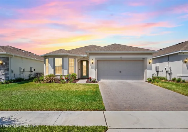 3rd image of 3582 Coastline Ln, Melbourne, FL 32940 | MLS# 1076451
