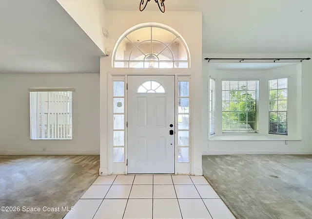 Photo 4 of Sale Pending at 2645 Rolling Broak Dr, Orlando, FL 32837 | MLS# 1076014 | Listing updated on 2026-09-18