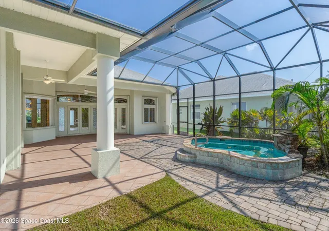 Photo 3 of Sale Pending at 951 Fostoria Dr, Melbourne, FL 32940 | MLS# 1076255 | Listing updated on 2026-08-24