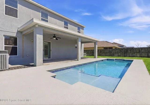 4th image of 3356 Slate St, Melbourne, FL 32904 | MLS# 1075850