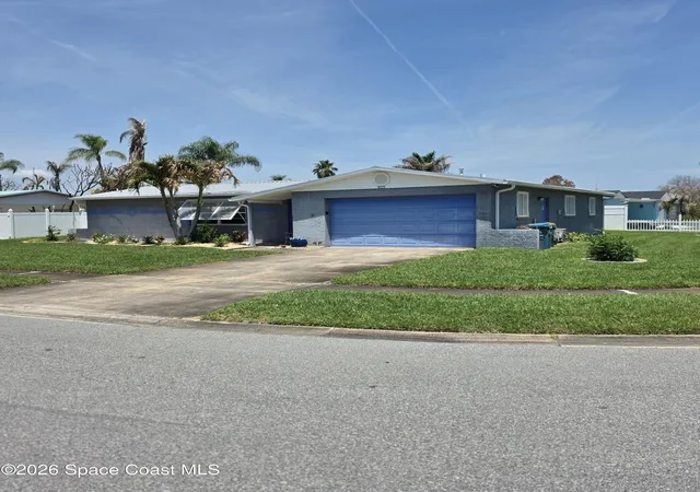 4th image of 409 Finch Dr, Satellite Beach, FL 32937 | MLS# 1075955