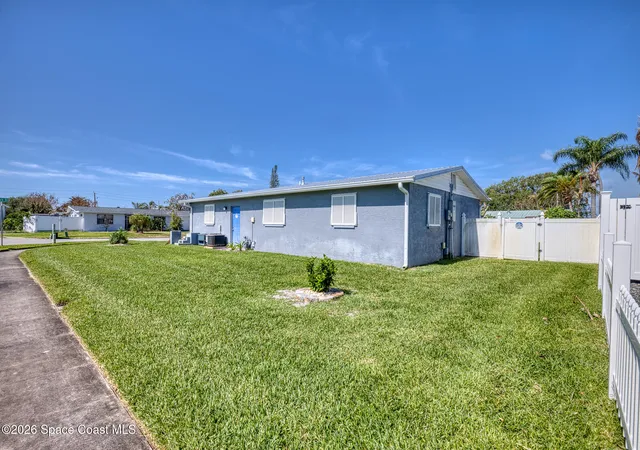 5th image of 409 Finch Dr, Satellite Beach, FL 32937 | MLS# 1075955