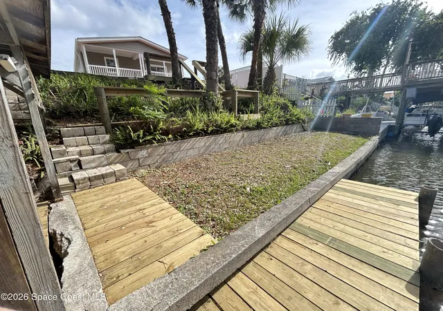 Homes for sale in Edgewater, FL | 117 Lewis St, Edgewater, FL 32141 | MLS# 1075943