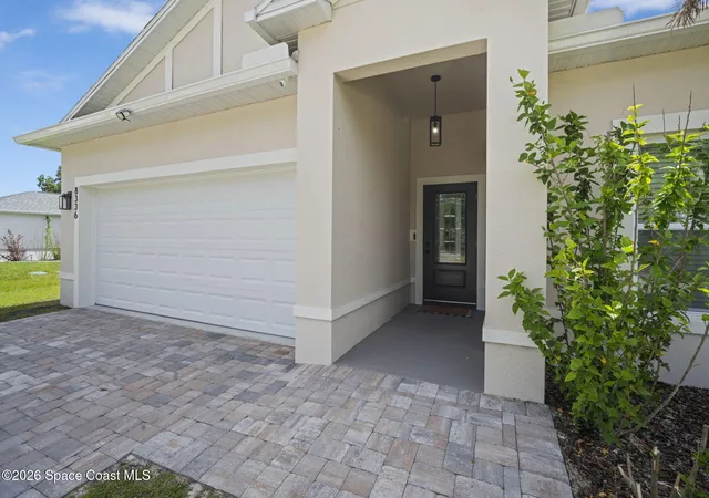 Homes for sale in Vero Beach, FL | 8336 100Th Ave, Vero Beach, FL 32967 | MLS# 1075947
