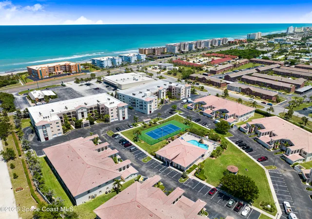 2nd image of 127 Lancha Cir #203, Satellite Beach, FL 32937 | MLS# 1076093