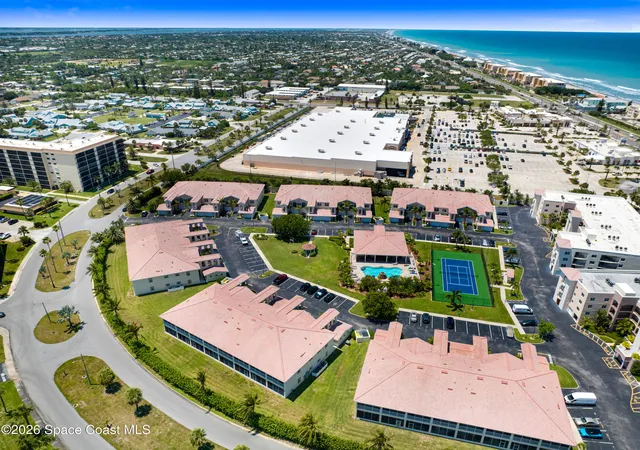 3rd image of 127 Lancha Cir, Satellite Beach, FL 32937