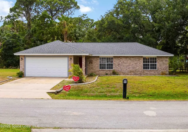 3rd image of 582 Sea Crest Ave Sw, Palm Bay, FL 32908 | MLS# 1076330