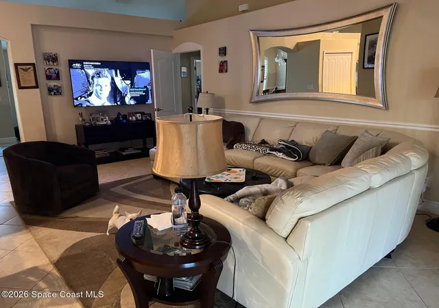 5th image of 7100 Hacienda Dr, Grant, FL 32949 | MLS# 1076186