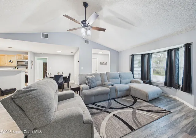 5th image of 551 Koutnik Rd Se, Palm Bay, FL 32909 | MLS# 1076466