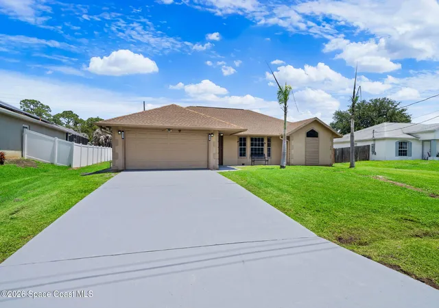 2nd image of 413 Lisa Rd Ne, Palm Bay, FL 32907 | MLS# 1076383