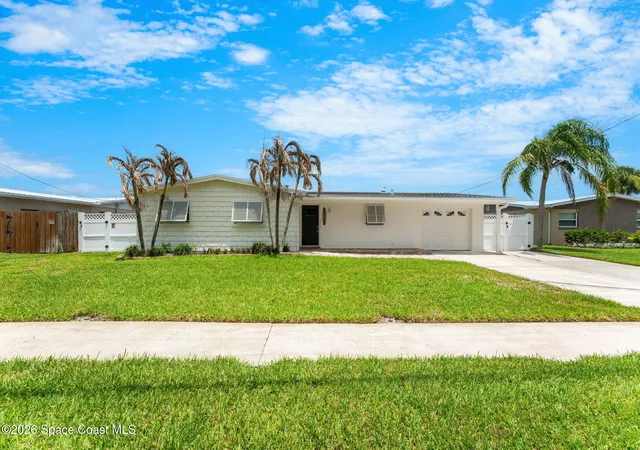 Homes for sale in Merritt Island, FL | 1060 Montego Bay Dr N, Merritt Island, FL 32953 | MLS# 1079046