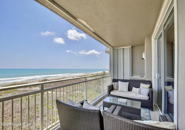 Listing Photo 5 - Condo for sale in building located at 2465 S Atlantic Ave, Cocoa Beach, FL 32931 - Unit #401