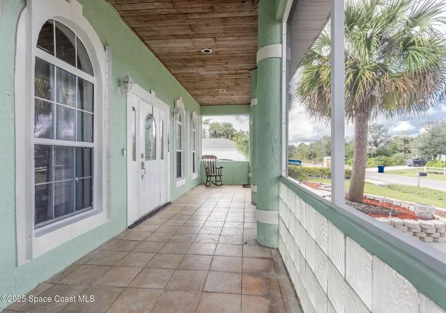 4th image of 274 Lagoon St Sw, Palm Bay, FL 32908 | MLS# 1076661