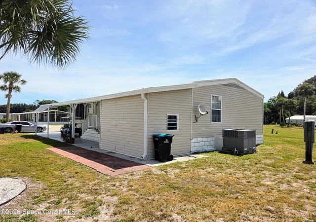 5th image of 118 Holiday Park Blvd Ne, Palm Bay, FL 32907 | MLS# 1076784