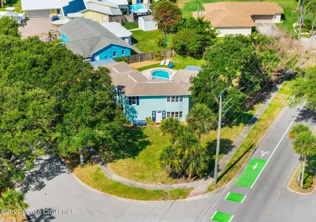 3rd image of 232 Circle Dr, Cape Canaveral, FL 32920 | MLS# 1076656