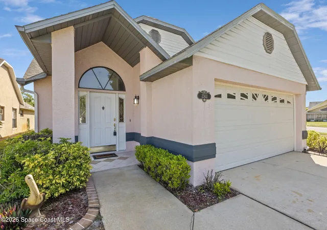 Photo 2 of Single family home for sale at 2303 Early Dawn Cir, Melbourne, FL 32935 | MLS# 1076842 | Listing updated on 2026-07-28