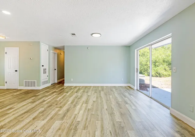 5th image of 850 Karen Dr, Titusville, FL 32780 | MLS# 1076846