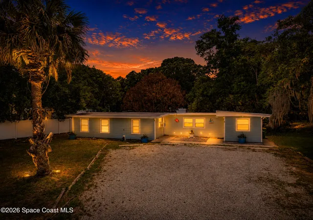 Photo 3 of Multi family home for sale at 329 Pineda St, Cocoa, FL 32922 | MLS# 1077120 | Listing updated on 2026-06-24