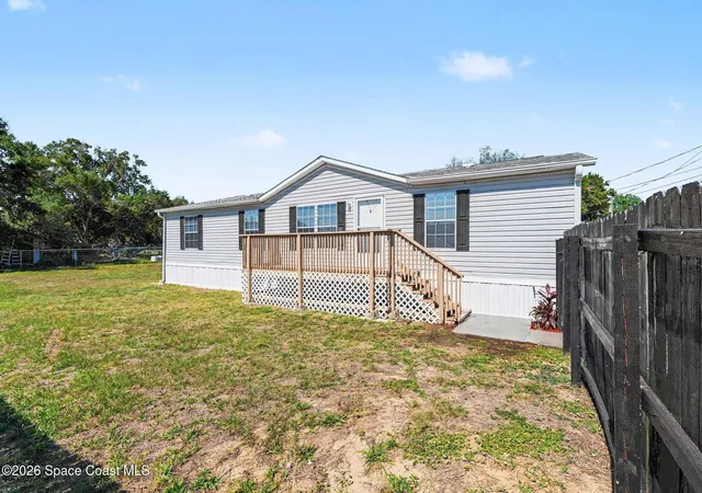 Photo 1 of Sale Pending at 423 Brozman Ln, Cocoa, FL 32927 | MLS# 1076925 | Listing updated on 2026-08-31